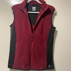 Columbia Burgundy/ black vest size M